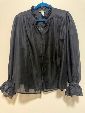 H&M Black Sheer Eyelet Lace Blouse Women’s Medium Victorian Puff Sleeve Goth